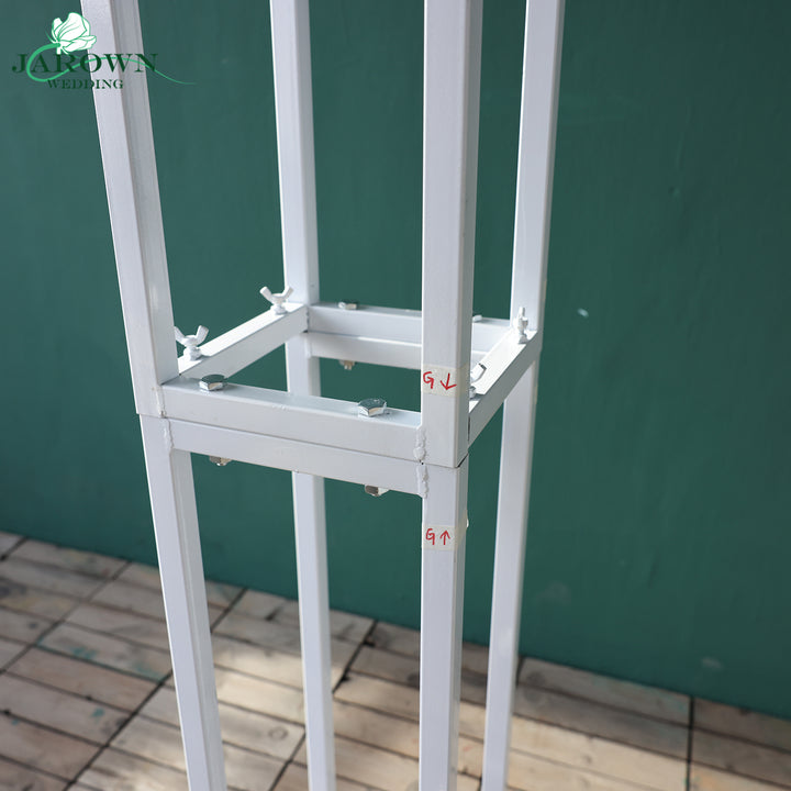 4-Pole Round Pro Stand