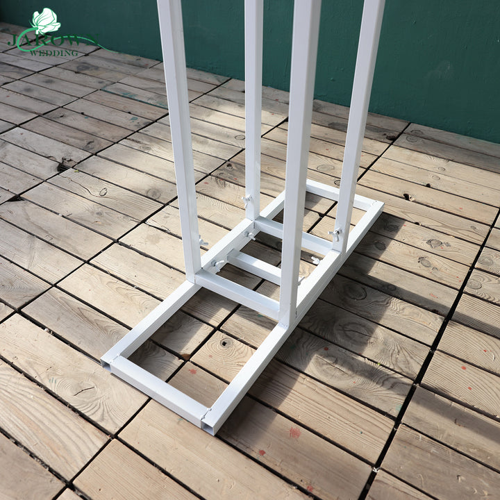 4-Pole Round Pro Stand