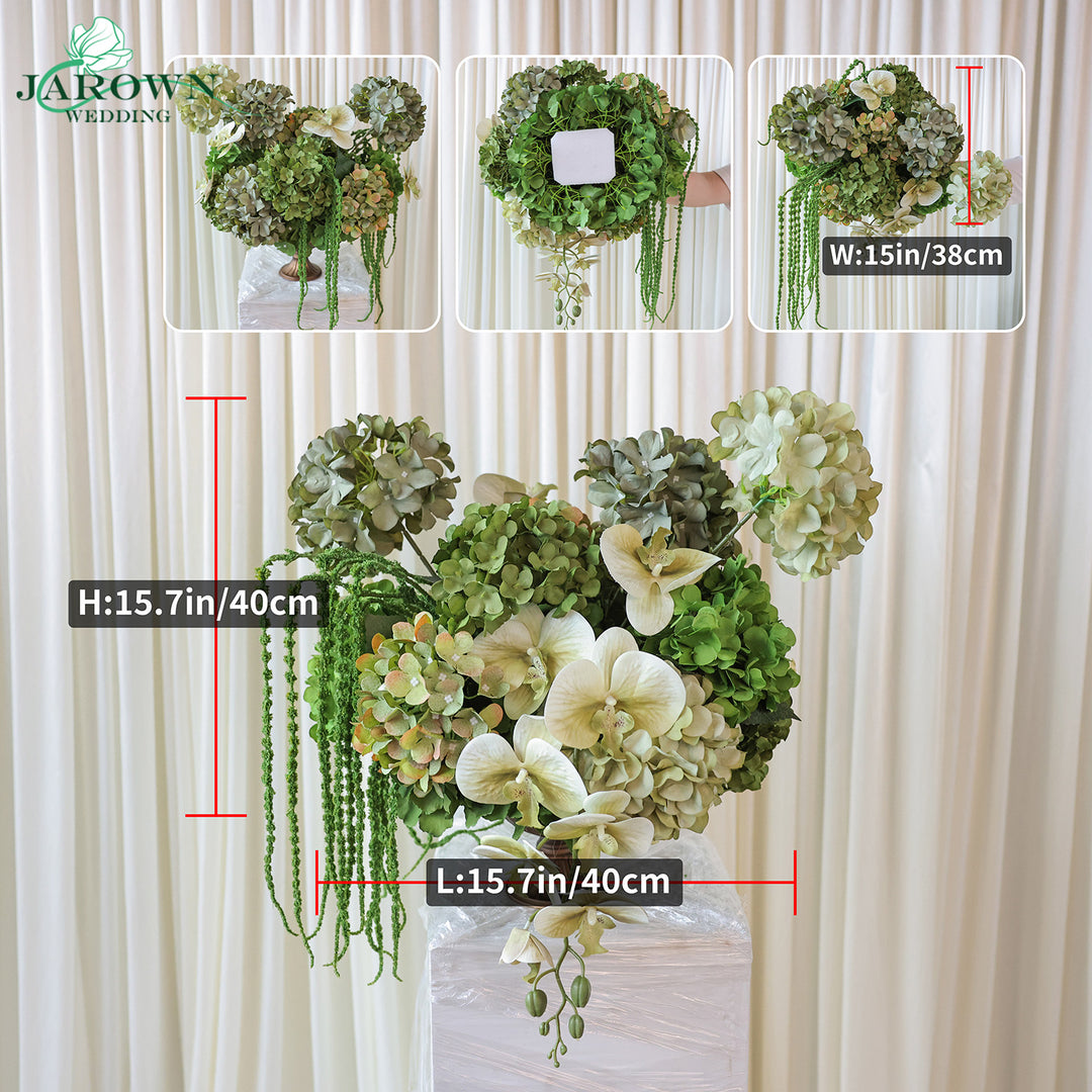 Aisle & Centerpiece in Green