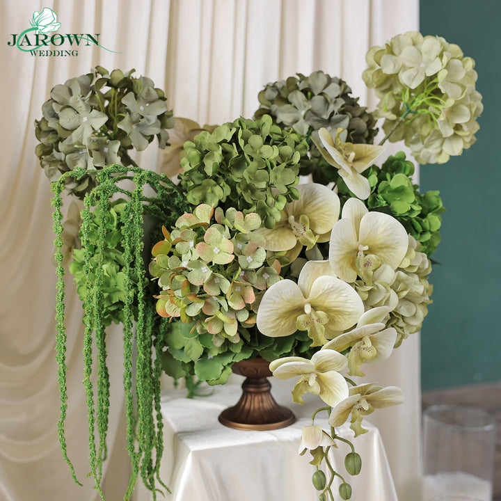 Aisle & Centerpiece in Green
