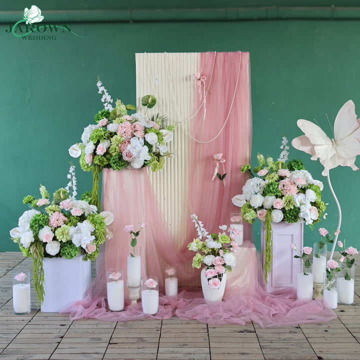 Aisle in Green/Pink/White