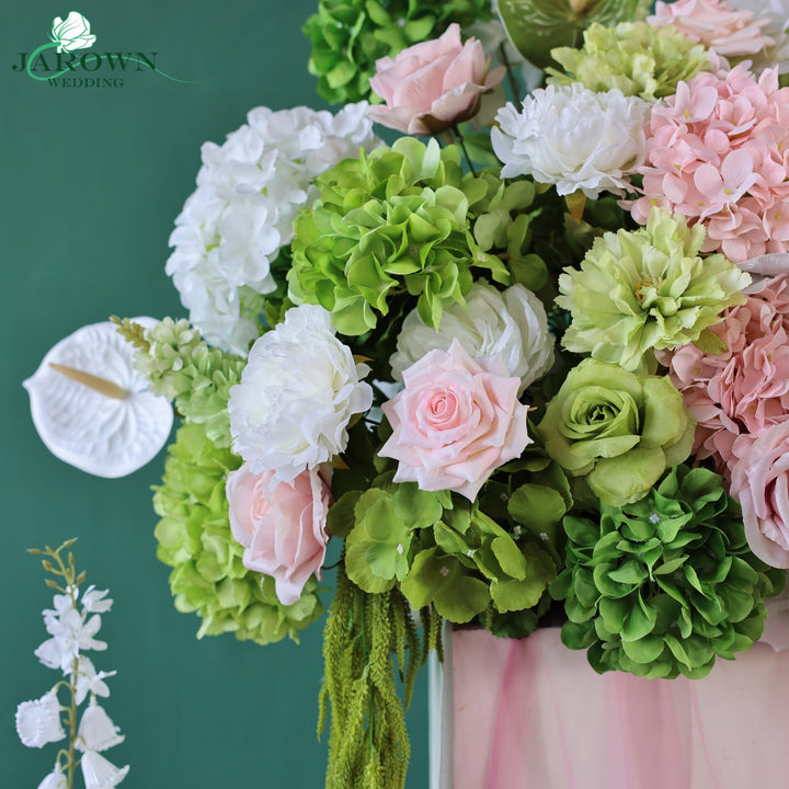 Aisle in Green/Pink/White