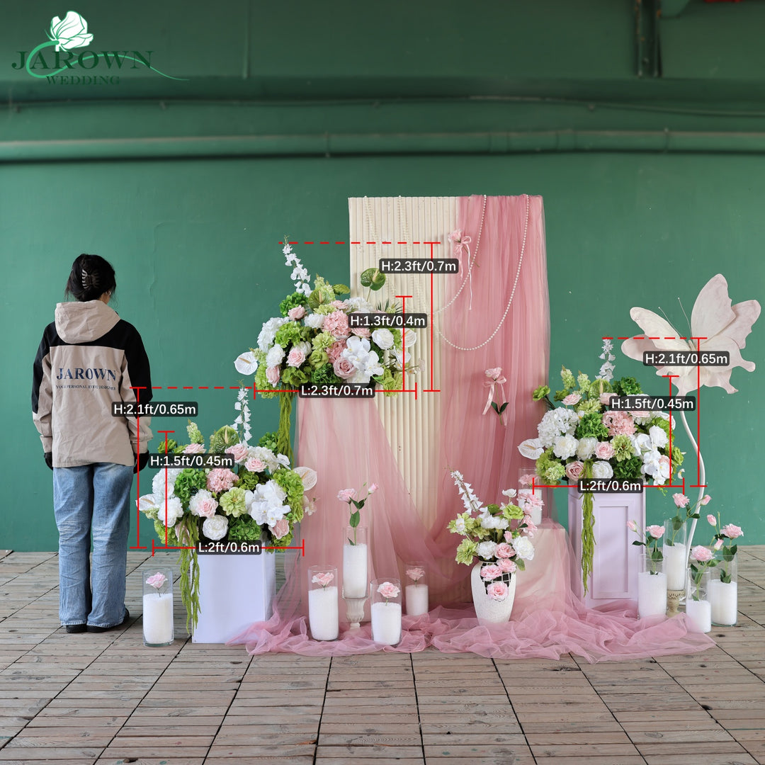 Aisle in Green/Pink/White