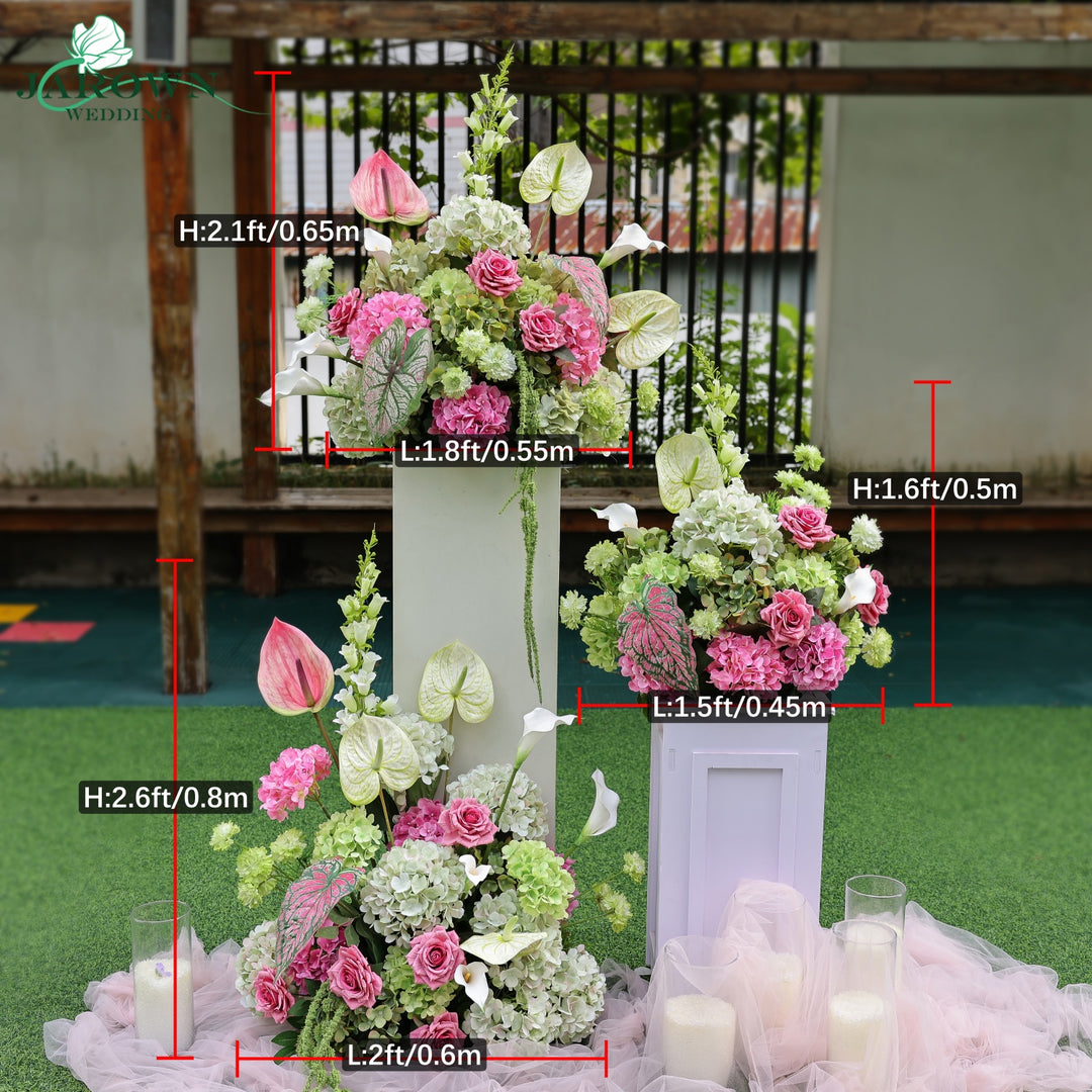 Aisle in Pink/Green