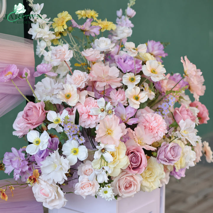 Aisle in Pink/Yellow/Purple