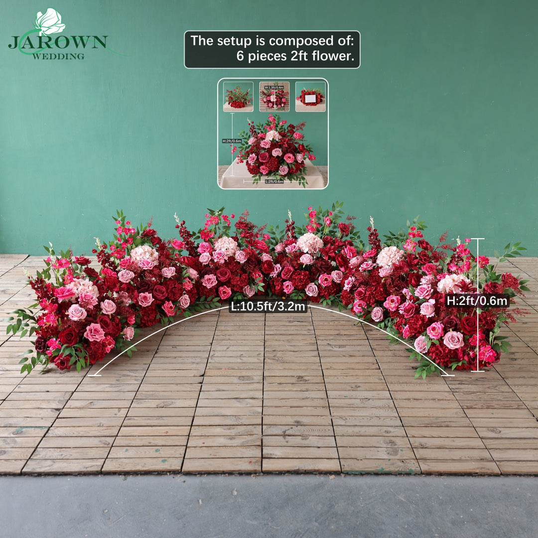 Aisle in Red/Pink