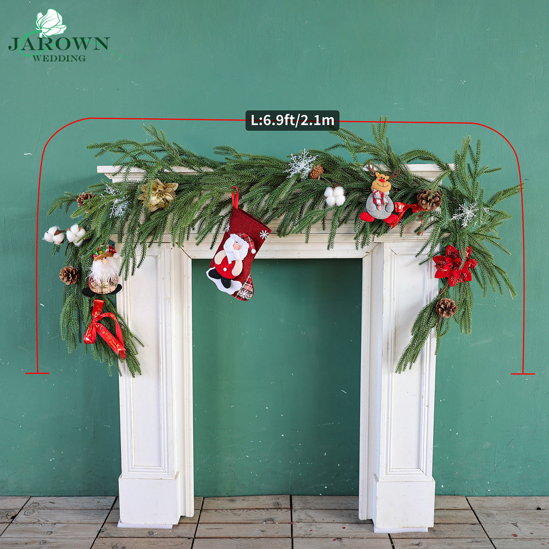 Centerpiece & Wreath & Garland in Green/Red/White