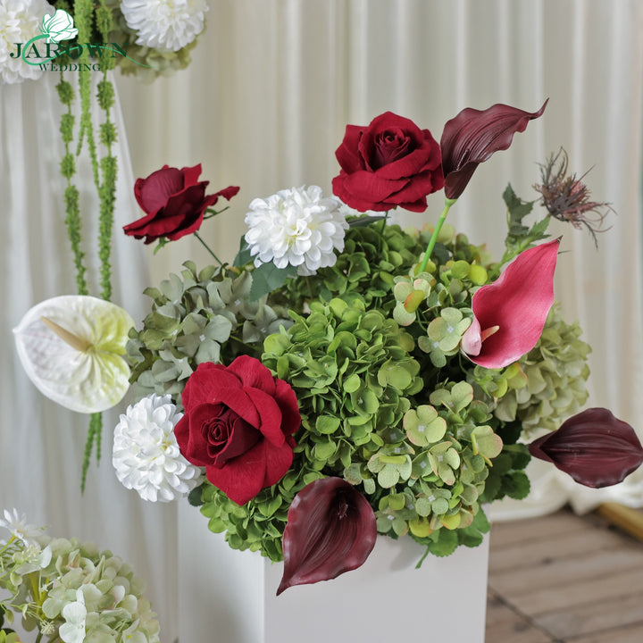 Centerpiece & Aisle in Green/Burgundy/White/Pink