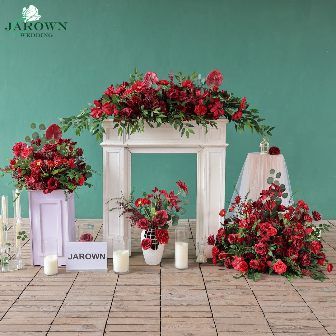 Centerpiece & Aisle in Green/Red