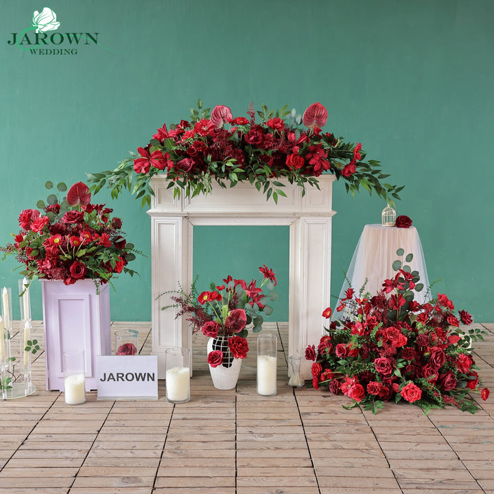 Centerpiece & Aisle in Green/Red