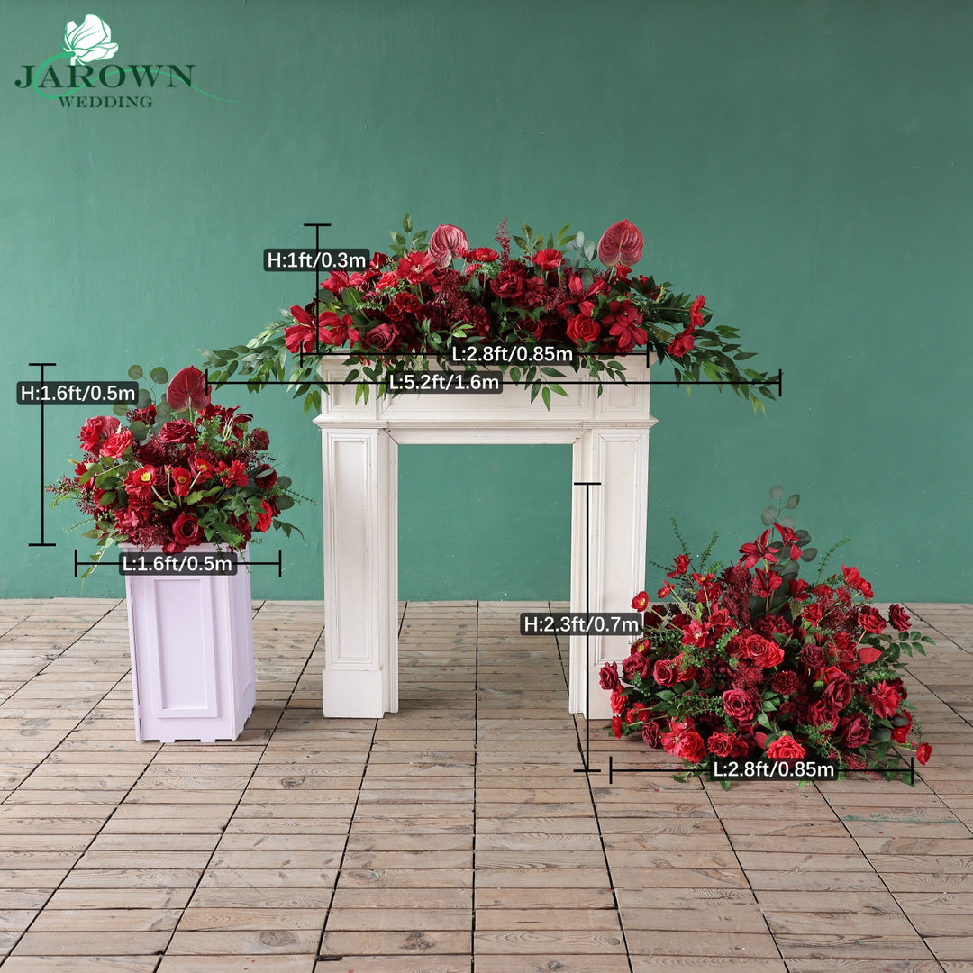 Centerpiece & Aisle in Green/Red