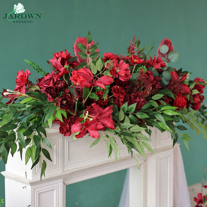 Centerpiece & Aisle in Green/Red