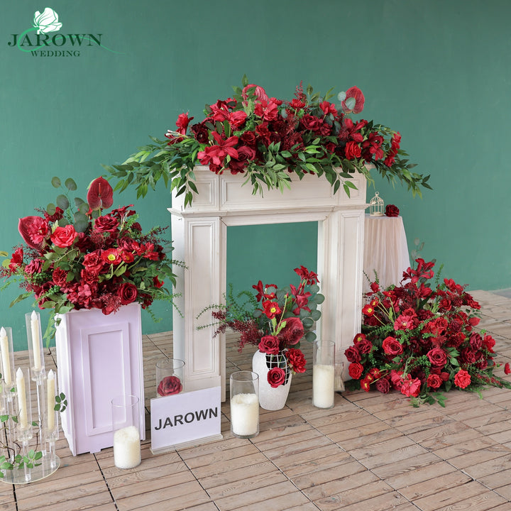 Centerpiece & Aisle in Green/Red