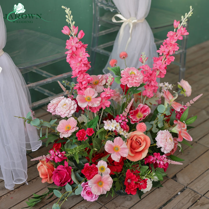 Centerpiece & Aisle in Pink/Green