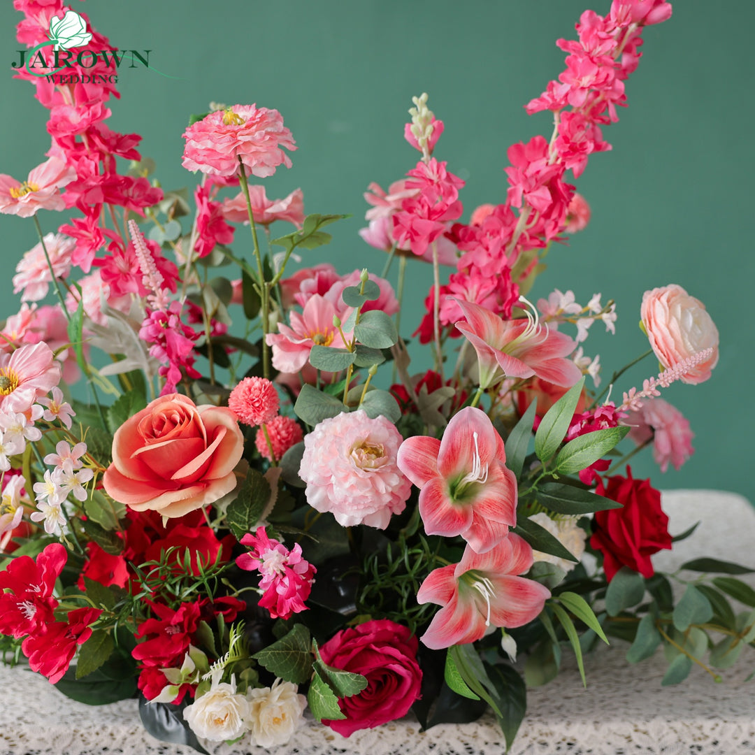 Centerpiece & Aisle in Pink/Green