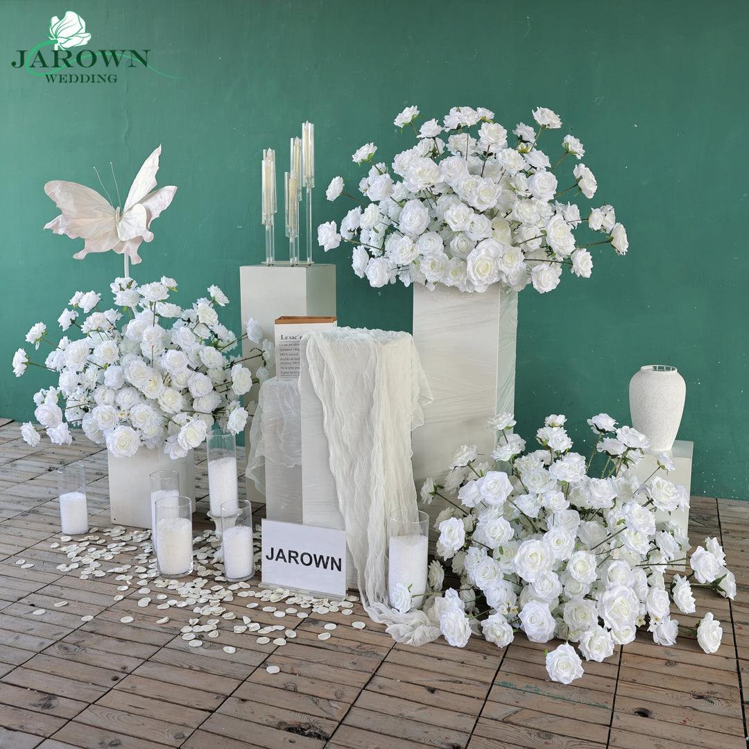 Centerpiece & Aisle in White