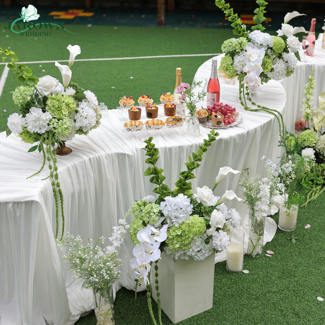 Centerpiece & Aisle in White/Green