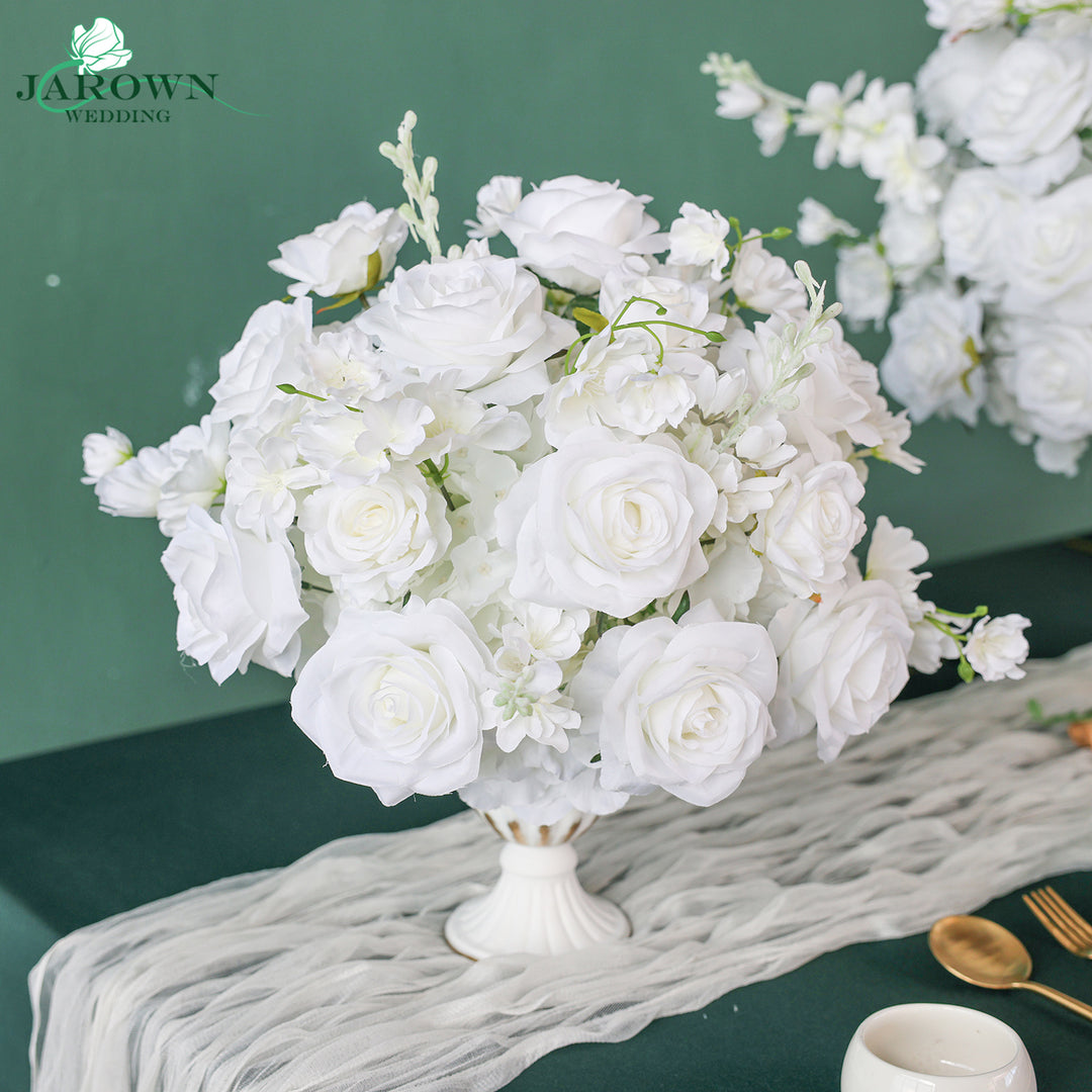 Centerpiece in White