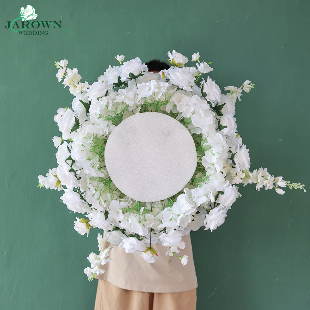 Centerpiece in White