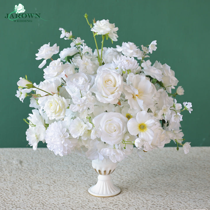 Centerpiece in White