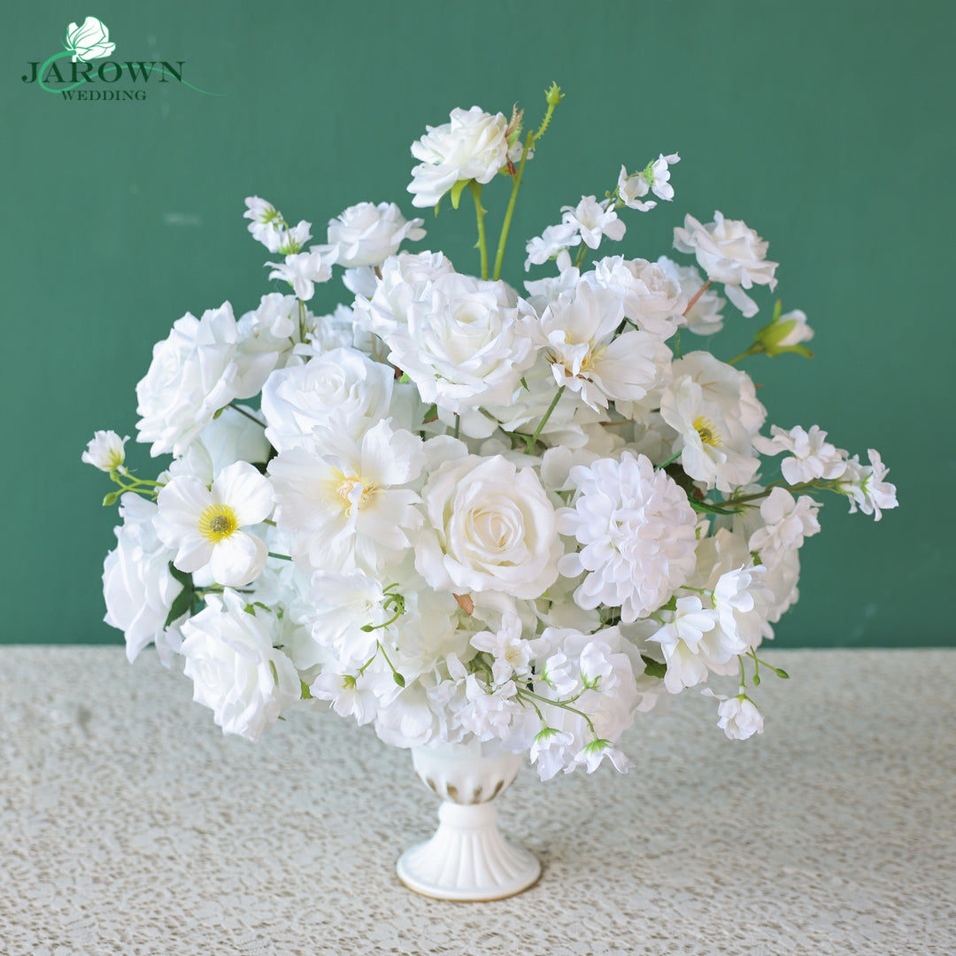 Centerpiece in White