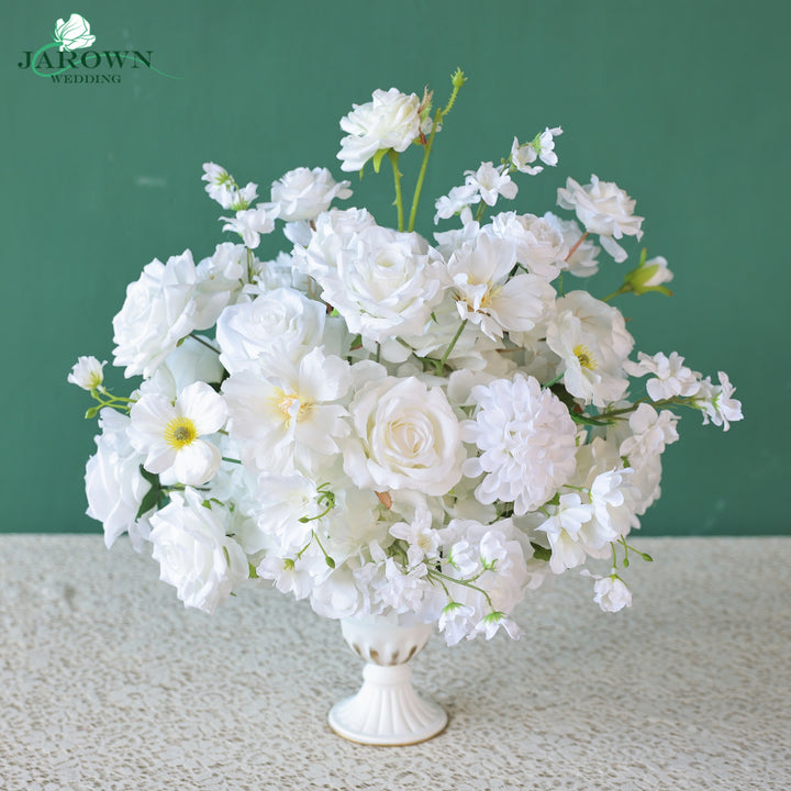 Centerpiece in White