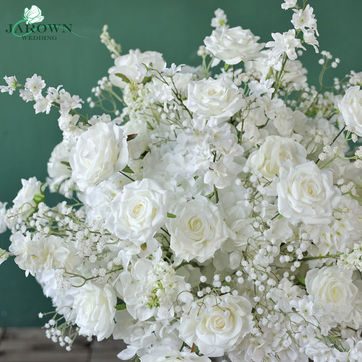 Centerpiece in White