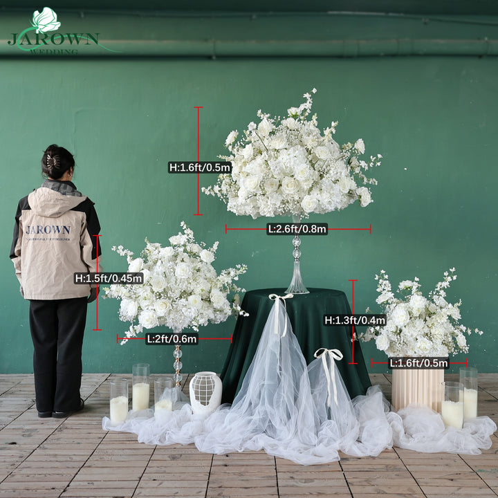 Centerpiece in White