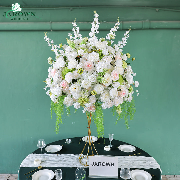 Centerpiece in White/Green/Pink