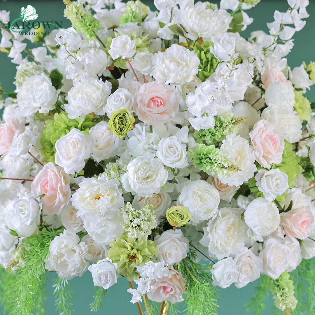 Centerpiece in White/Green/Pink