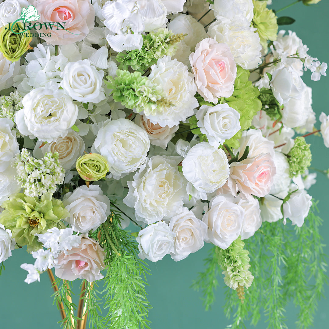 Centerpiece in White/Green/Pink