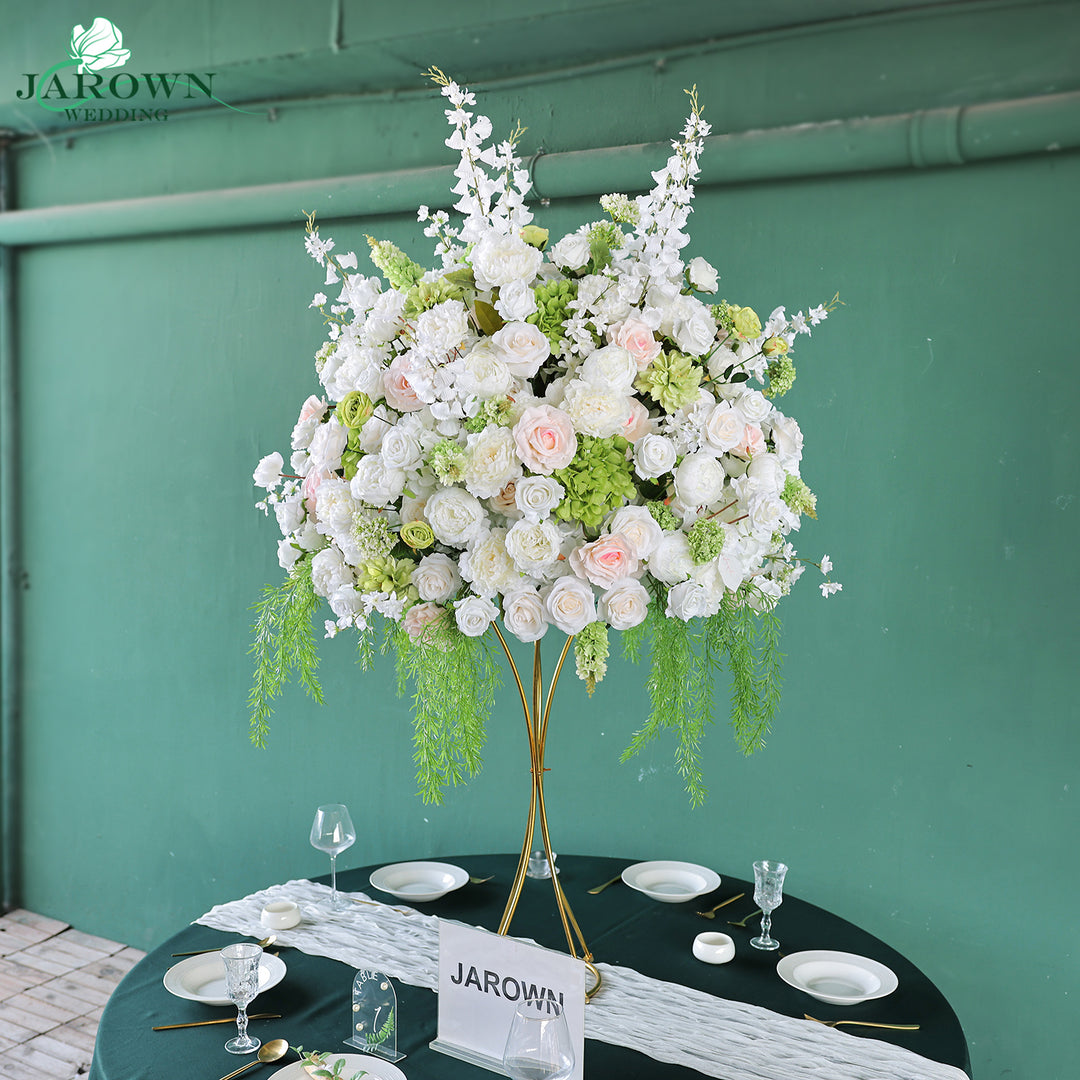Centerpiece in White/Green/Pink