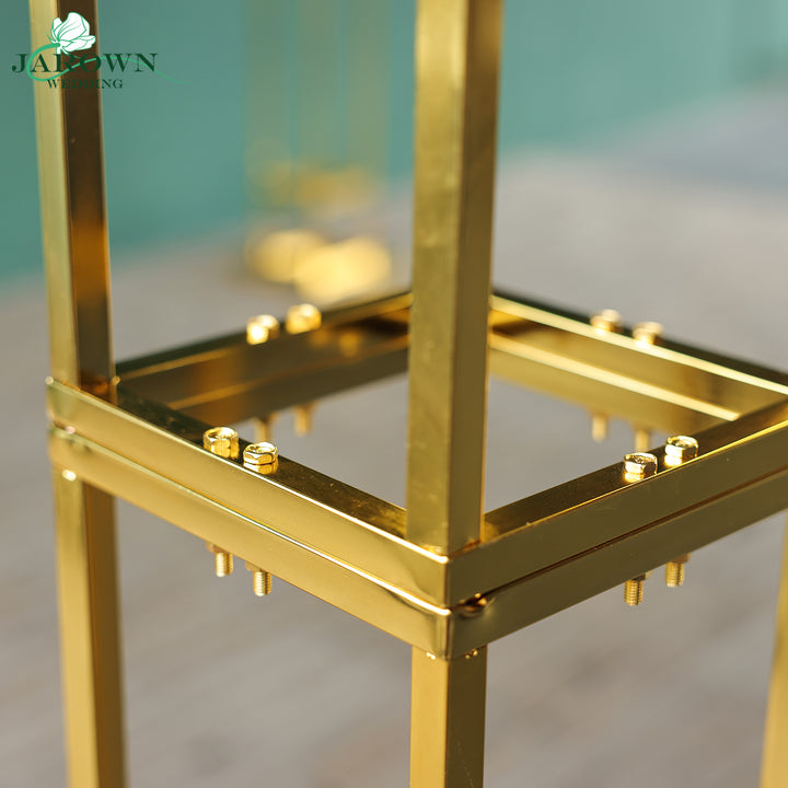 Cube-Shaped Shiny Golden Pro Stand