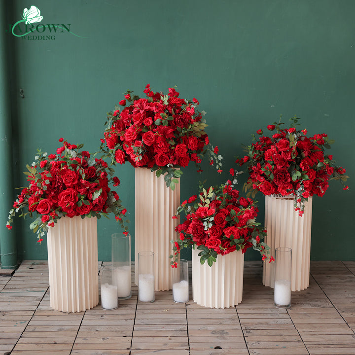 Centerpiece & Candelabra & Aisle in Red/Green
