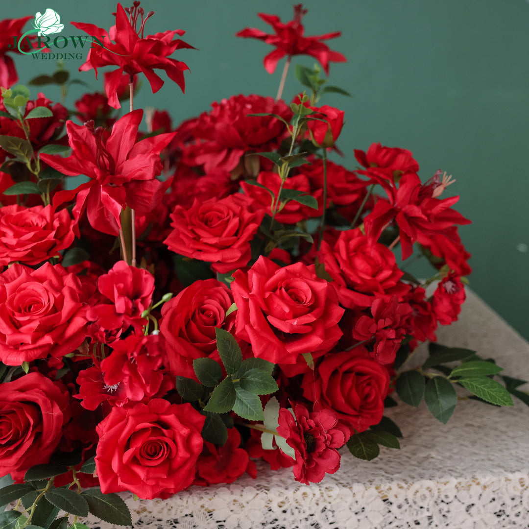 Centerpiece & Candelabra & Aisle in Red/Green