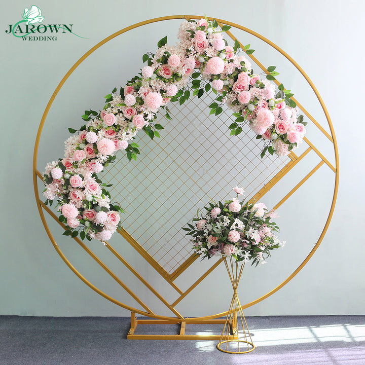 Golden Paint Circle with Diamond Stand