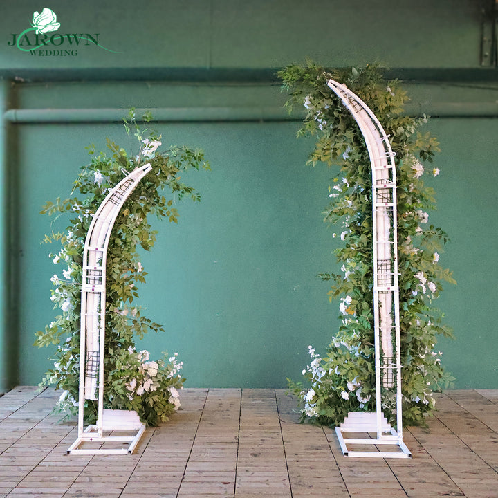 Open-Ended Flower Arch in Green/White
