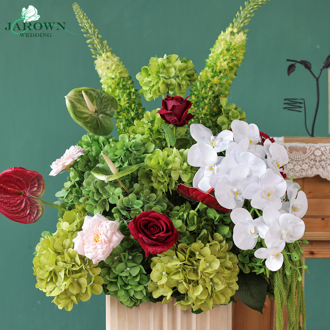 Centerpiece & Aisle in Burgundy/Green/White